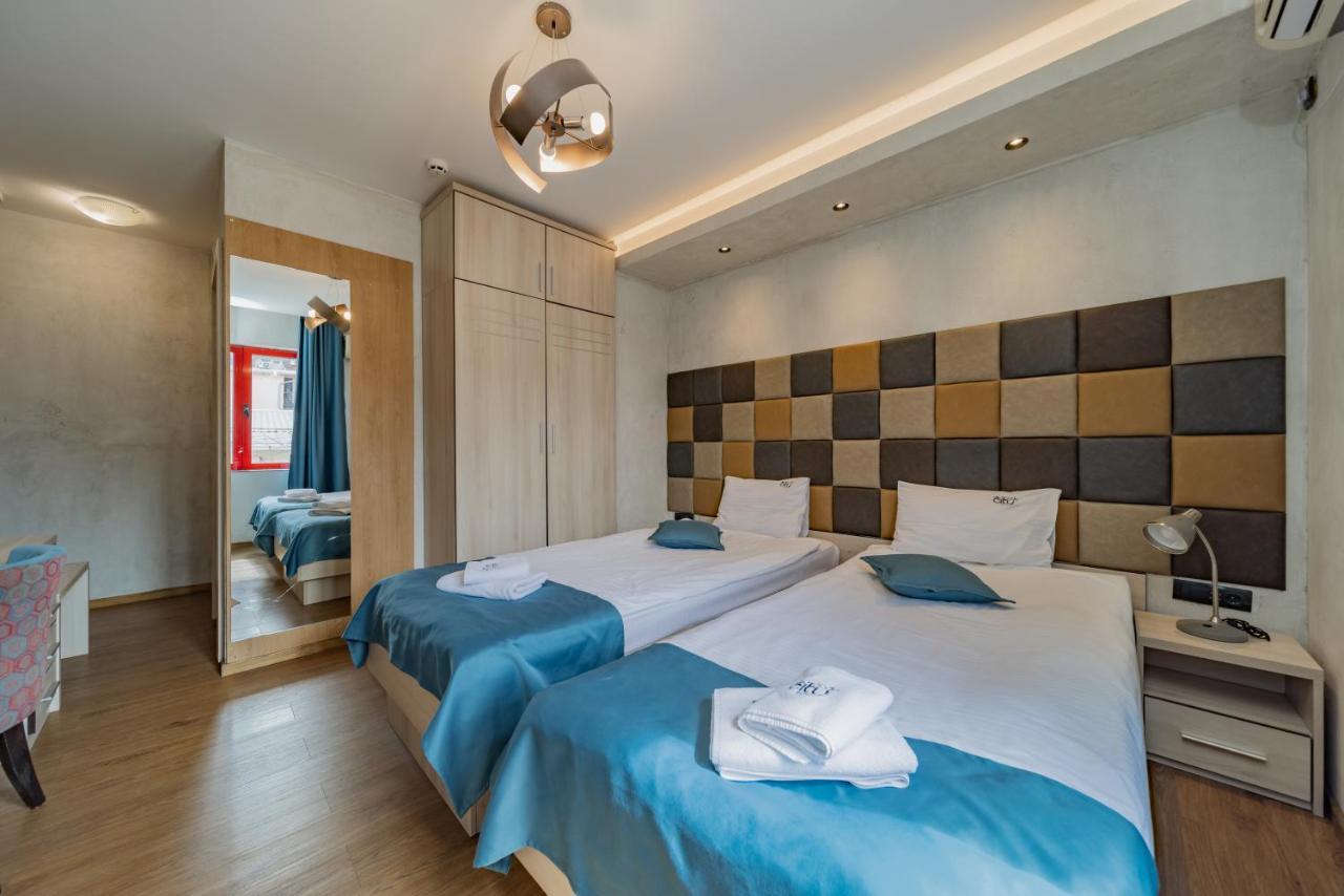 Hotel City Code Vizura garni RENEW Belgrado Esterno foto