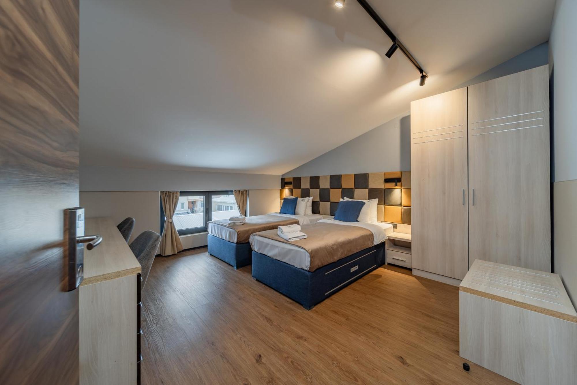 Hotel City Code Vizura garni RENEW Belgrado Esterno foto