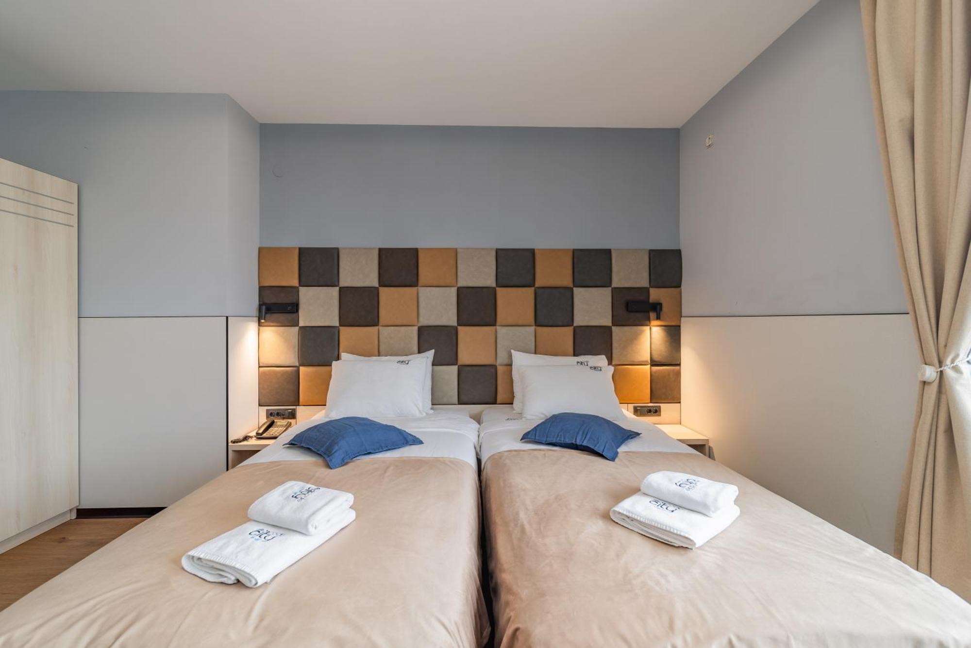 Hotel City Code Vizura garni RENEW Belgrado Esterno foto