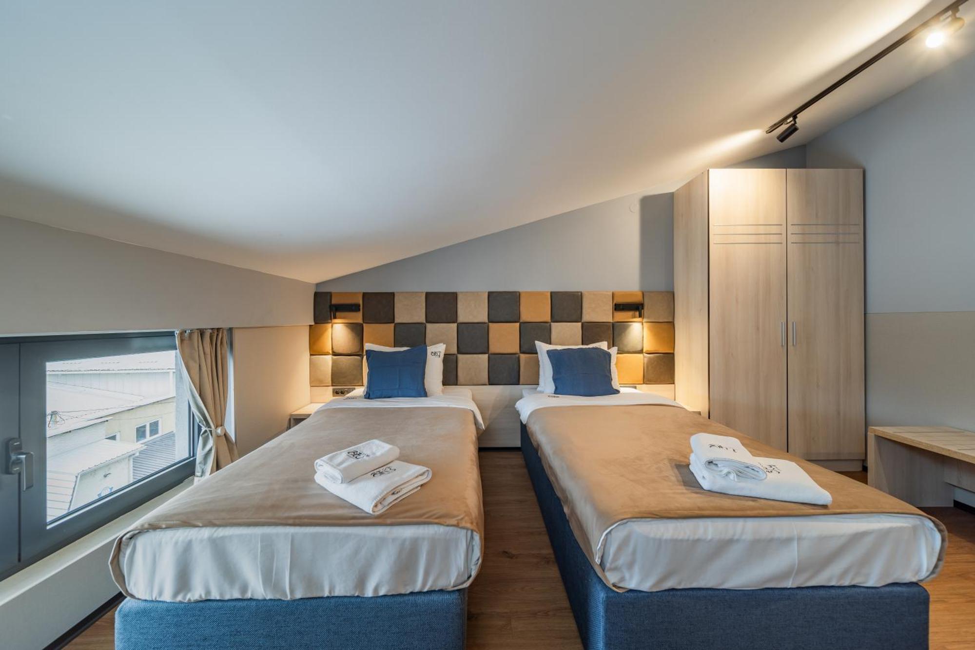 Hotel City Code Vizura garni RENEW Belgrado Esterno foto