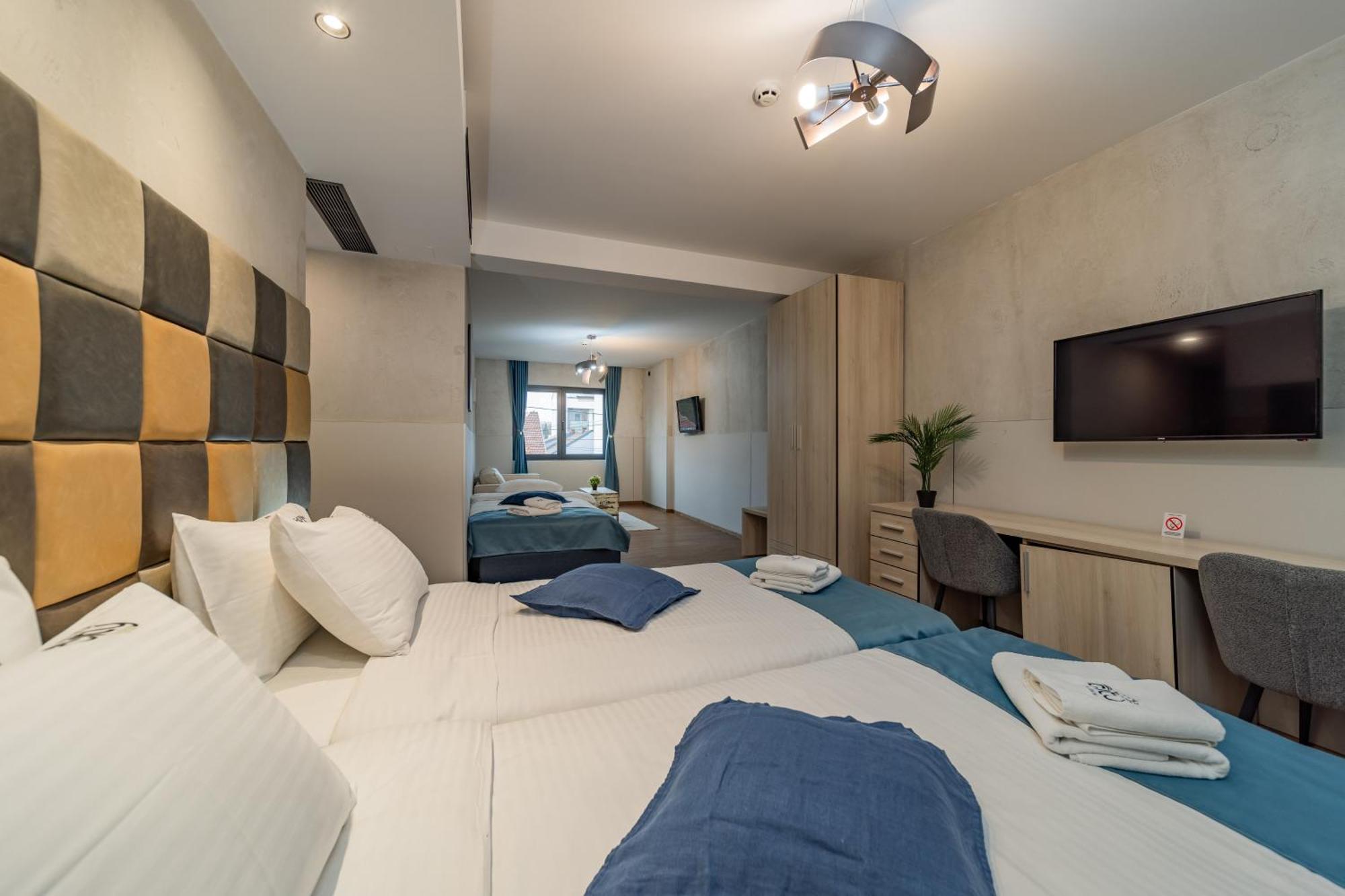 Hotel City Code Vizura garni RENEW Belgrado Esterno foto